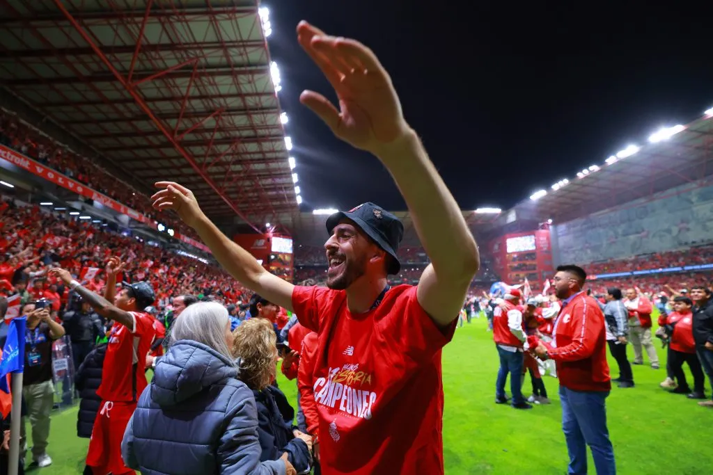Paulinho, campeón y feliz en Toluca [Foto: Getty]