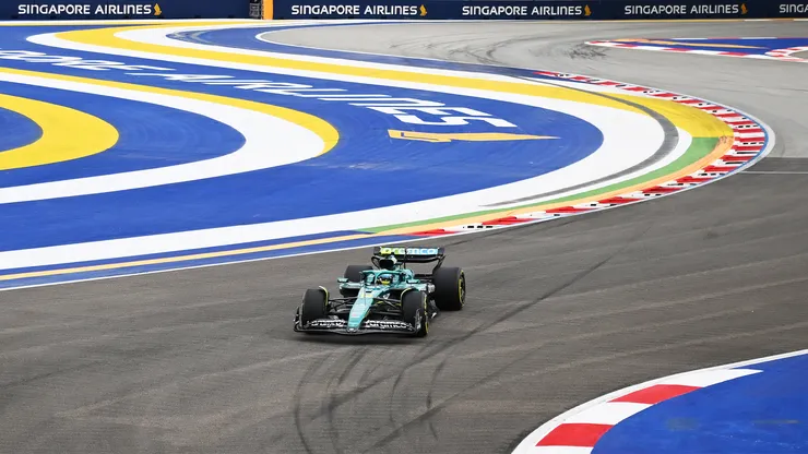 Fernando Alonso en el Circuito Urbano Marina Bay