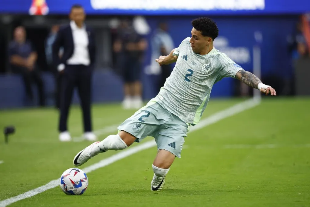 Jorge Sánchez apunta a ser el lateral derecho titular (Getty Images)