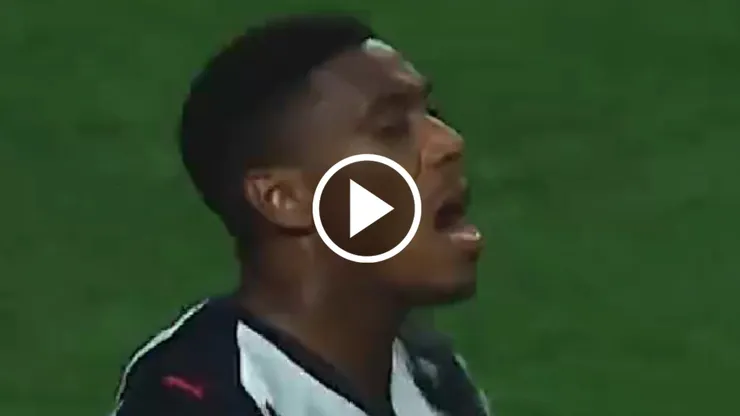 La chance clara que desperdició Anthony Martial.