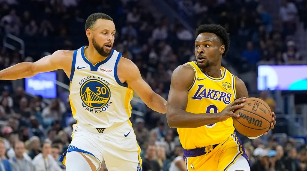 Stephen Curry y Bronny James en Lakers vs Warriors. (Foto: Getty Images)