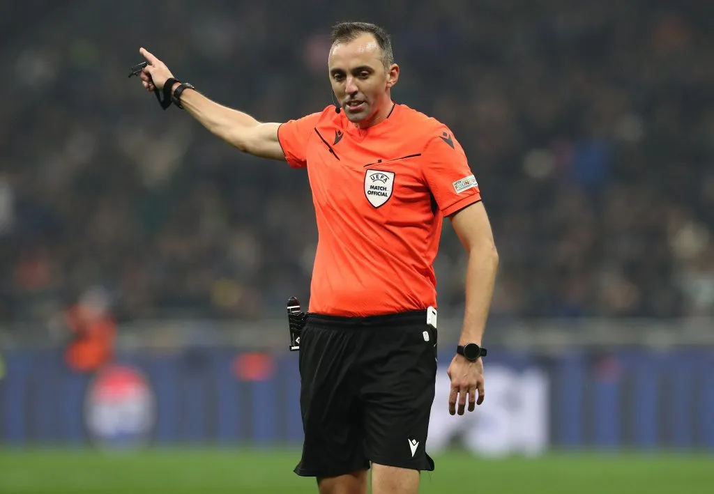 Joao Pinheiro dirigió la Supercopa de Europa (Getty Images)