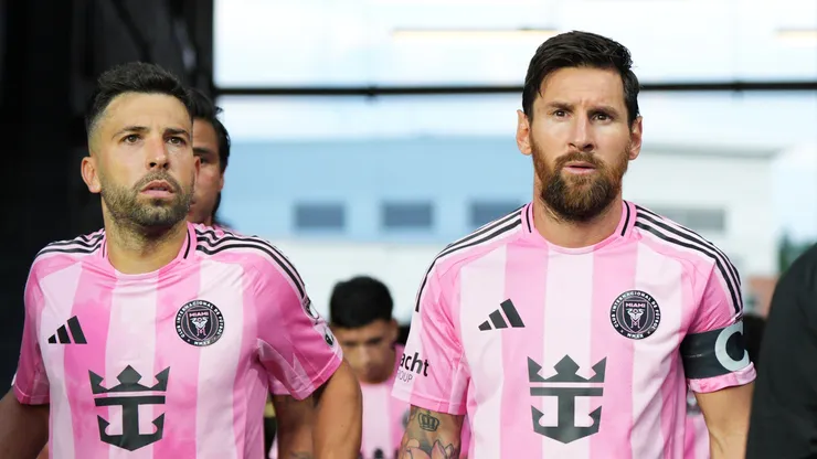 Lionel Messi vs. Jordi Alba: salarios 2025.