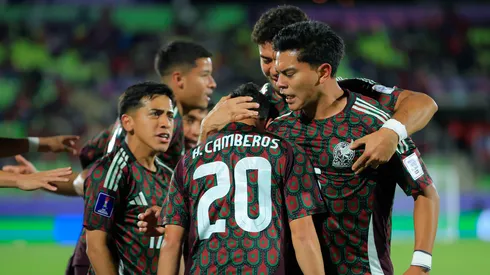 Jugadores de la Selección Mexicana Sub-20 celebrando un gol