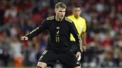 Santiago Giménez habló de pasar rápido la página de cara al duelo ante Ecuador