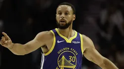 Stephen Curry sorprendió a la NBA con una fuerte decisión.