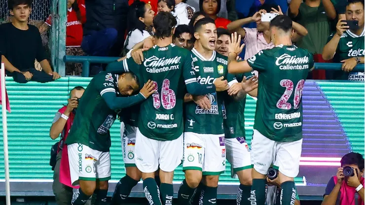 James Rodríguez y León se enfrentan a Santos Laguna