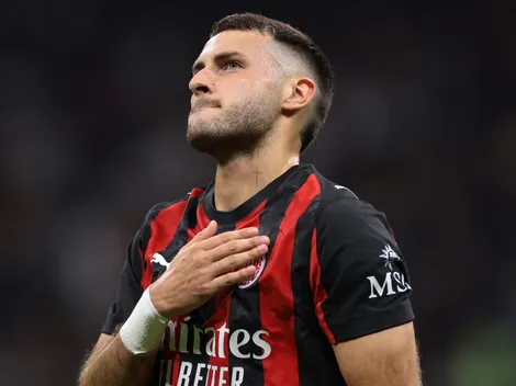 Santiago Giménez tendría el tiempo contado en el AC Milan