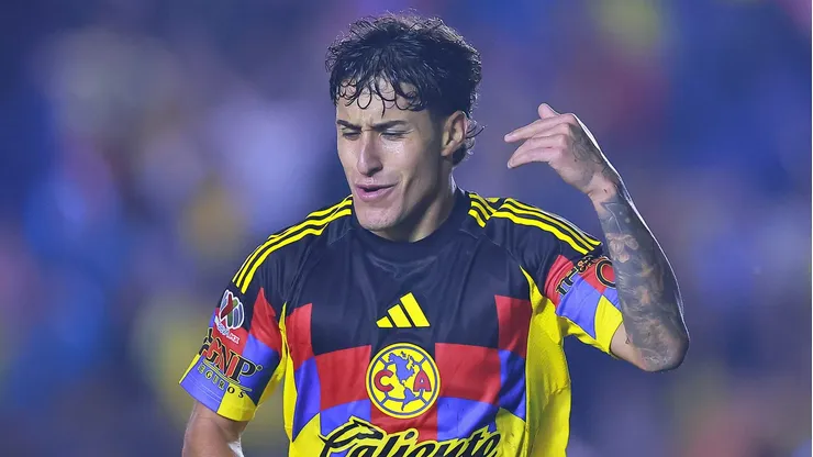Alejandro Zendejas cambió de playera