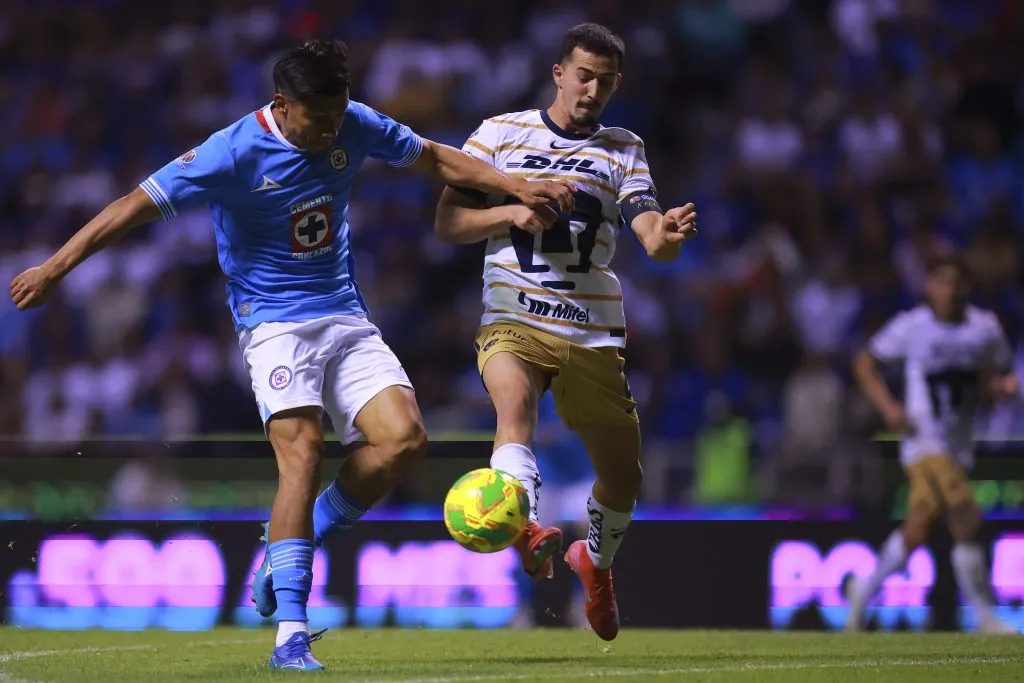 Cruz Azul y Pumas ya se enfrentaron en el Estadio Cuauhtémoc (Getty Images)