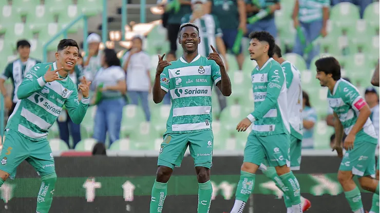 Santos se mete a la pelea por la clasificación