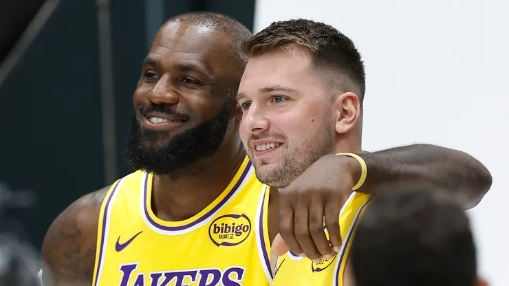 LeBron James y Luka Doncic, figuras de Los Angeles Lakers