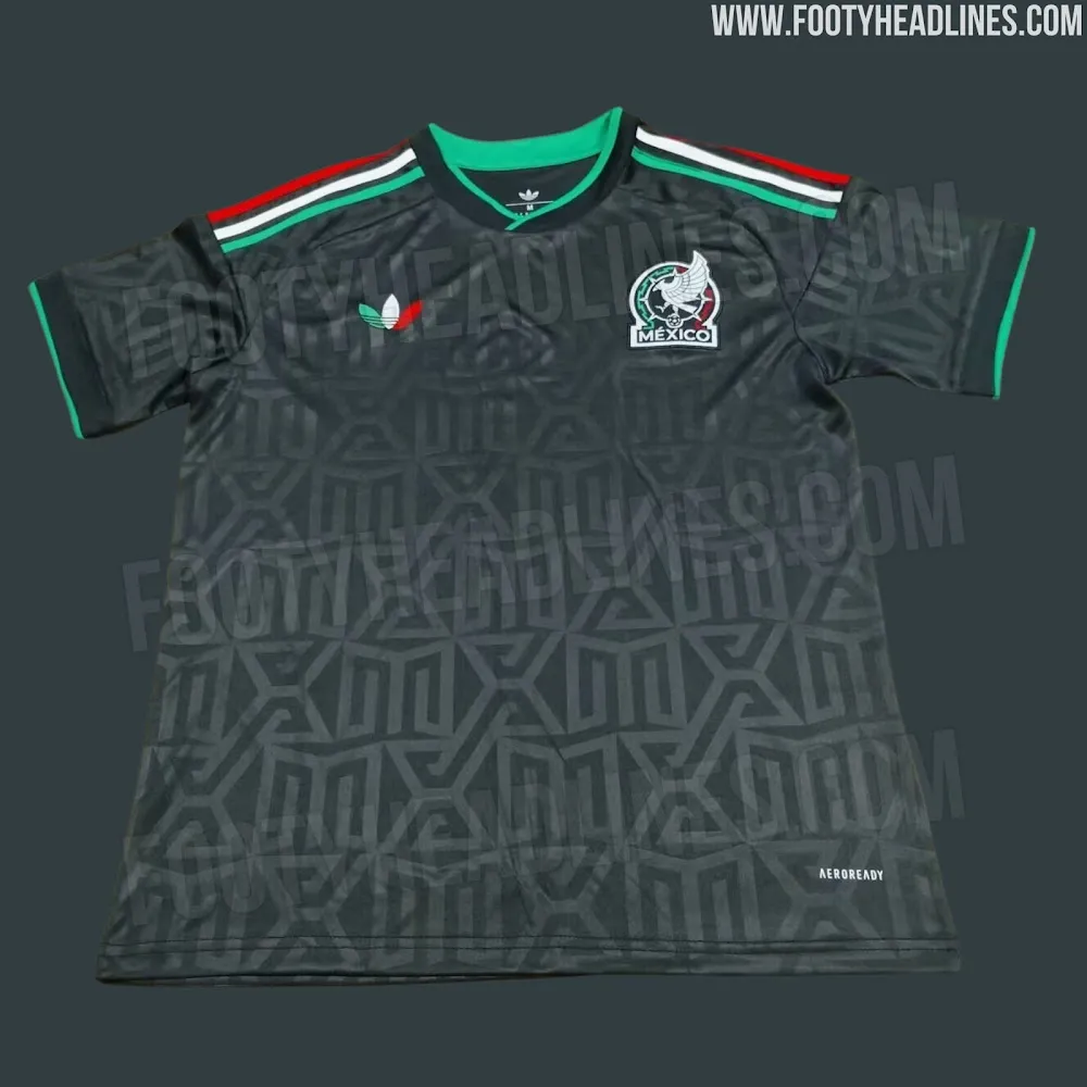 Adidas confeccionaría una tercera playera de México para el Mundial 2026. [Foto: Footy Headlines]