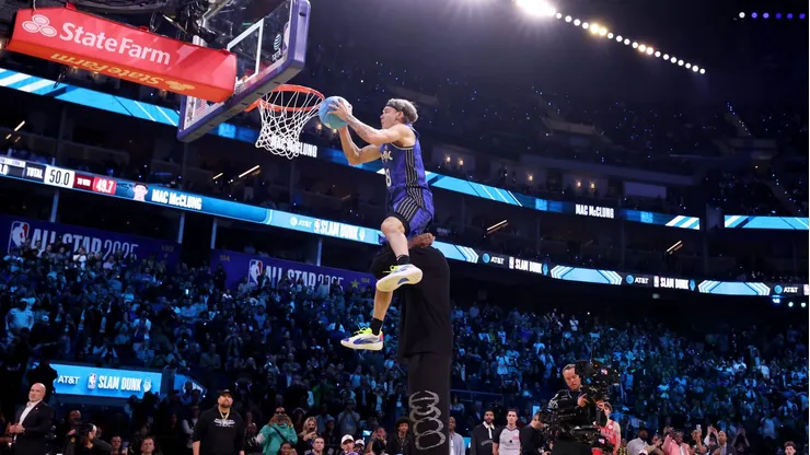 Mac McClung tendrá contrato a tiempo completo en la NBA.