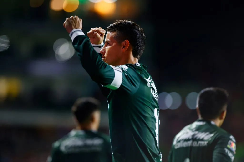 León se desprenderá de James Rodríguez, que busca club [Foto: Getty]