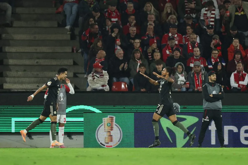 Luis Díaz y Michael Olise celebran el cuarto gol del Bayern [Foto: Getty]