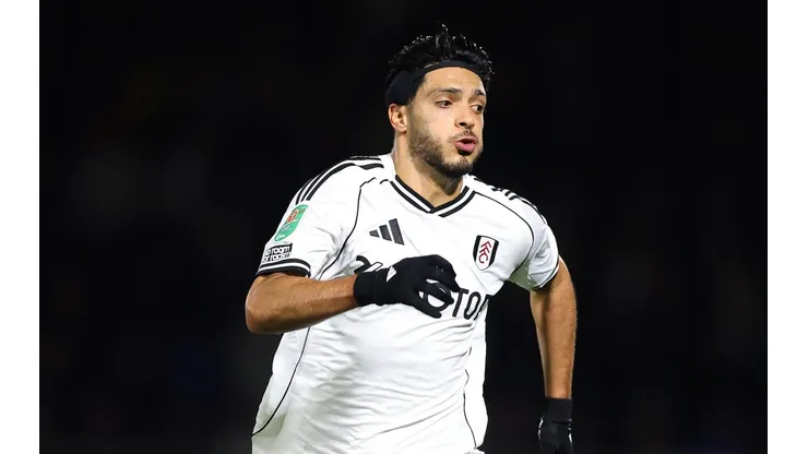Raúl Jiménez fue sorprendido por la afición del Wolverhampton