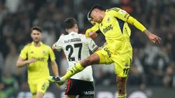 Edson Álvarez estuvo cerca de anotar un golazo