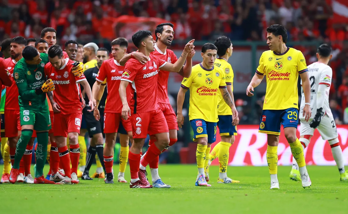 Las alineaciones de Toluca vs. América por la Jornada 17 del Apertura ...