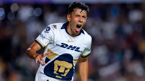 Jorge Ruvalcaba se lució con un verdadero golazo.