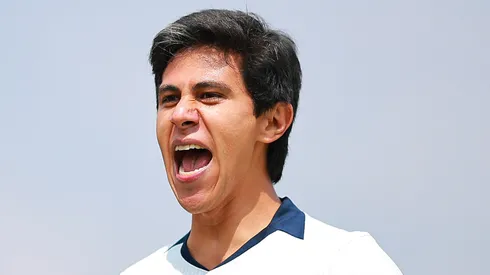 José Juan Macías salió lesionado ante Cruz Azul.