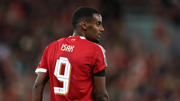Isak no será titular ante Manchester City.