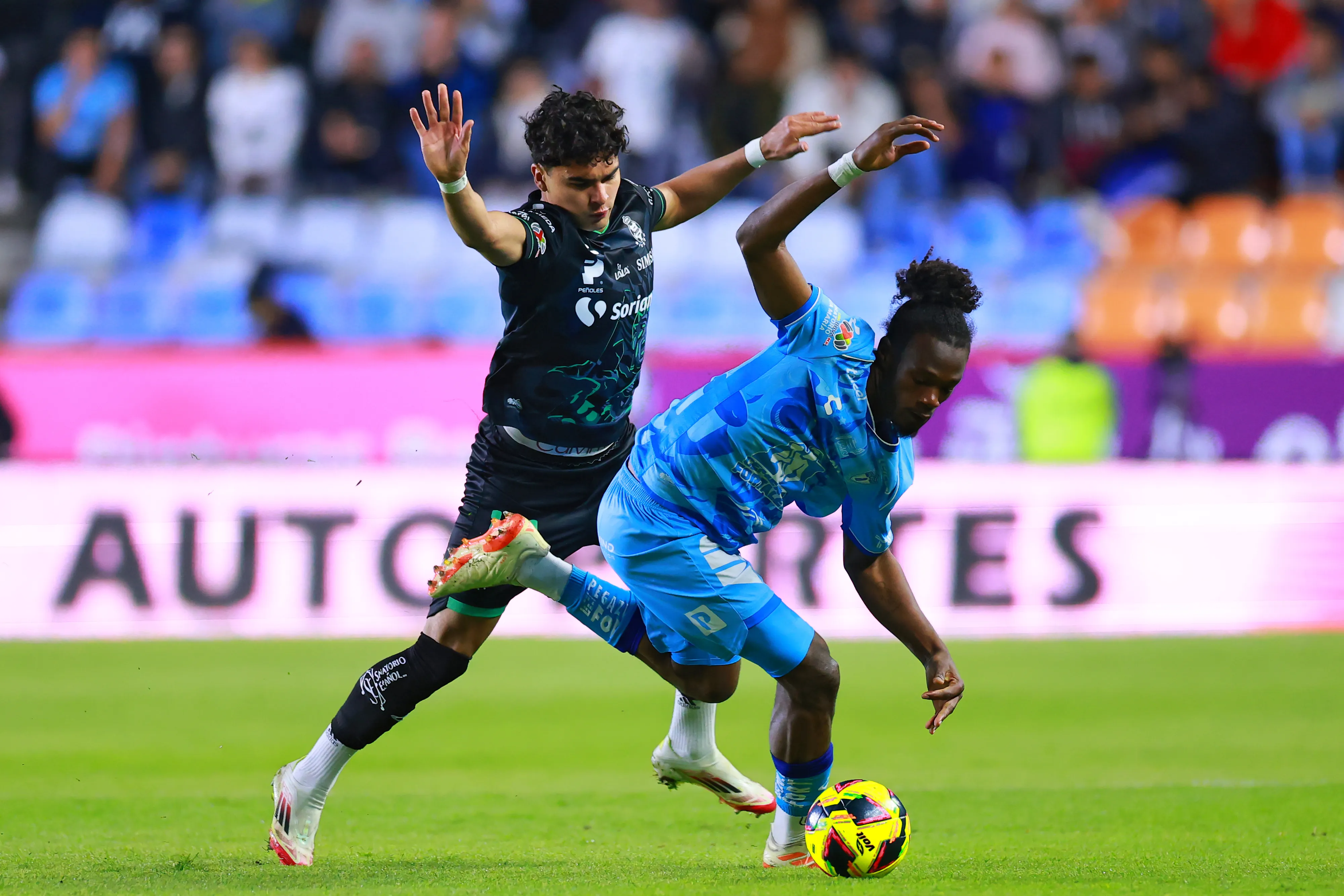 Santos y Pachuca se despiden de la fase regular [Foto: Getty]