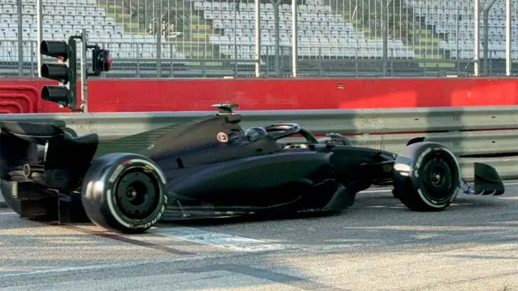 Checo Pérez se subió nuevamente a un coche de F1