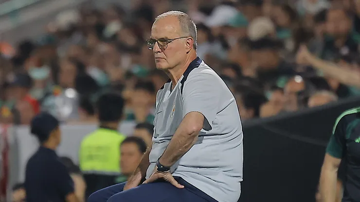 Marcelo Bielsa se deshizo en elogios para con Gilberto Mora