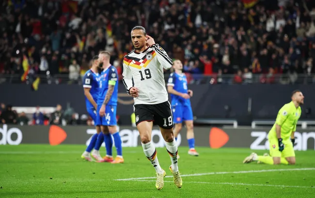 Leroy Sané marcó un doblete ante Eslovaquia (GETTY IMAGES)