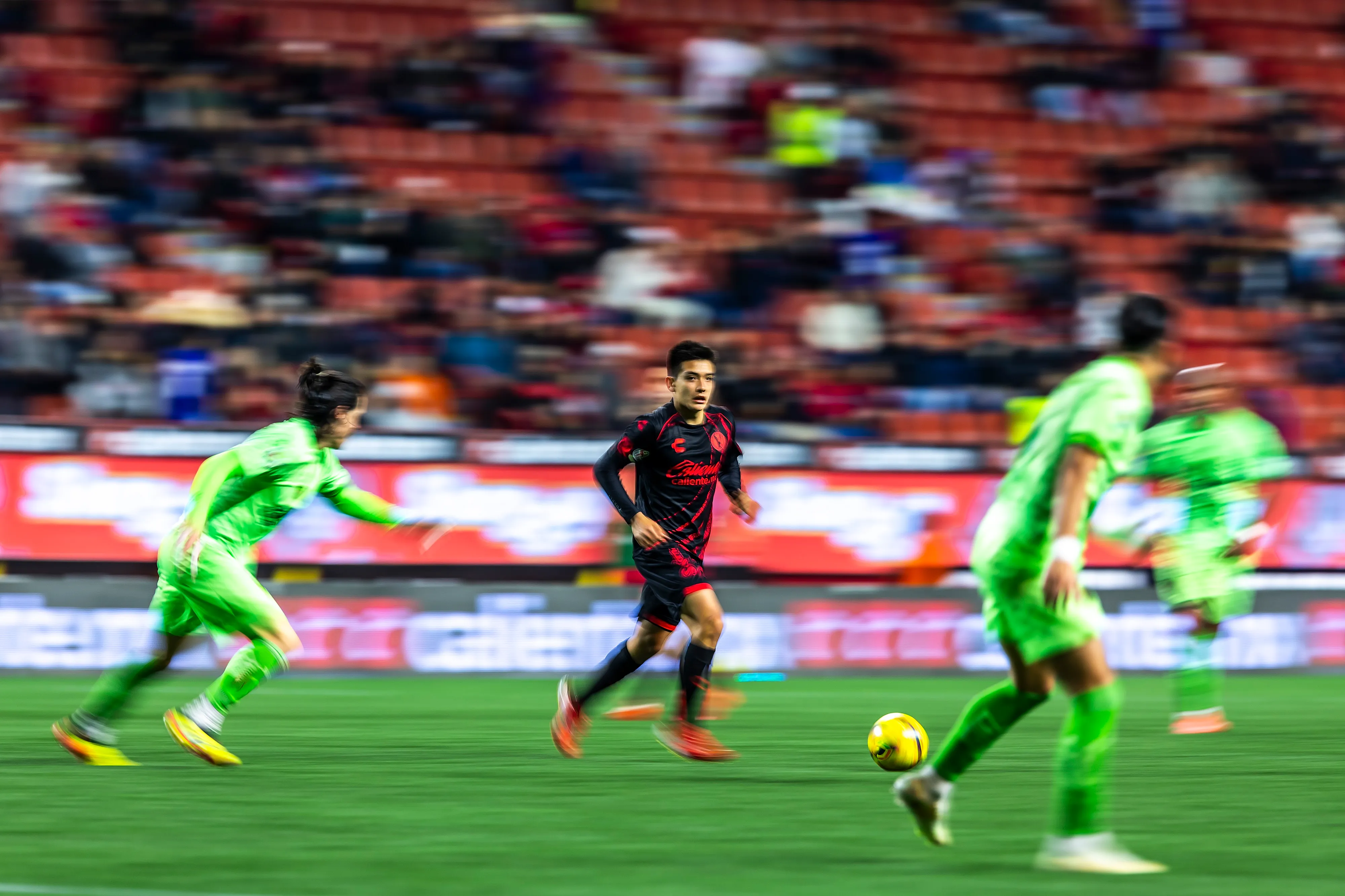 Gil Mora volvió de la Selección y jugará ante Juárez [Foto: Getty]