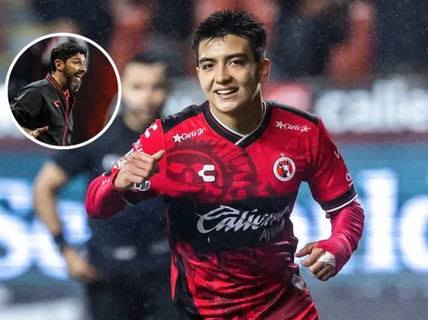 Sebastián Abreu halagó a Gilberto Mora tras el penal a lo Panenka