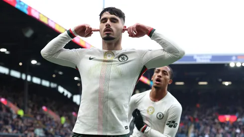 Chelsea tiene una prueba difícil ante Barcelona.