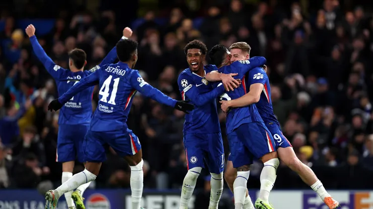 Chelsea goleó 3-0 a Barcelona.