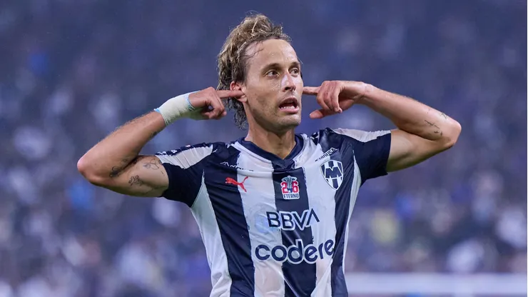 El festejo y golazo de Sergio Canales