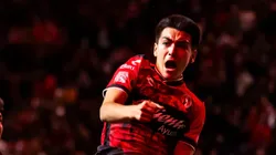 El salario de Gilberto Mora.