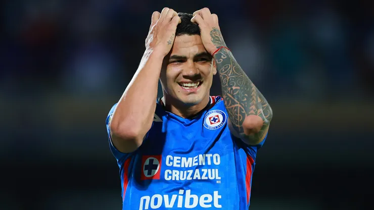 Gabriel Fernández, a la banca en Chivas-Cruz Azul.