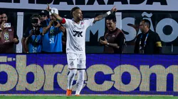 Neymar encaminó la gran victoria del Santos.