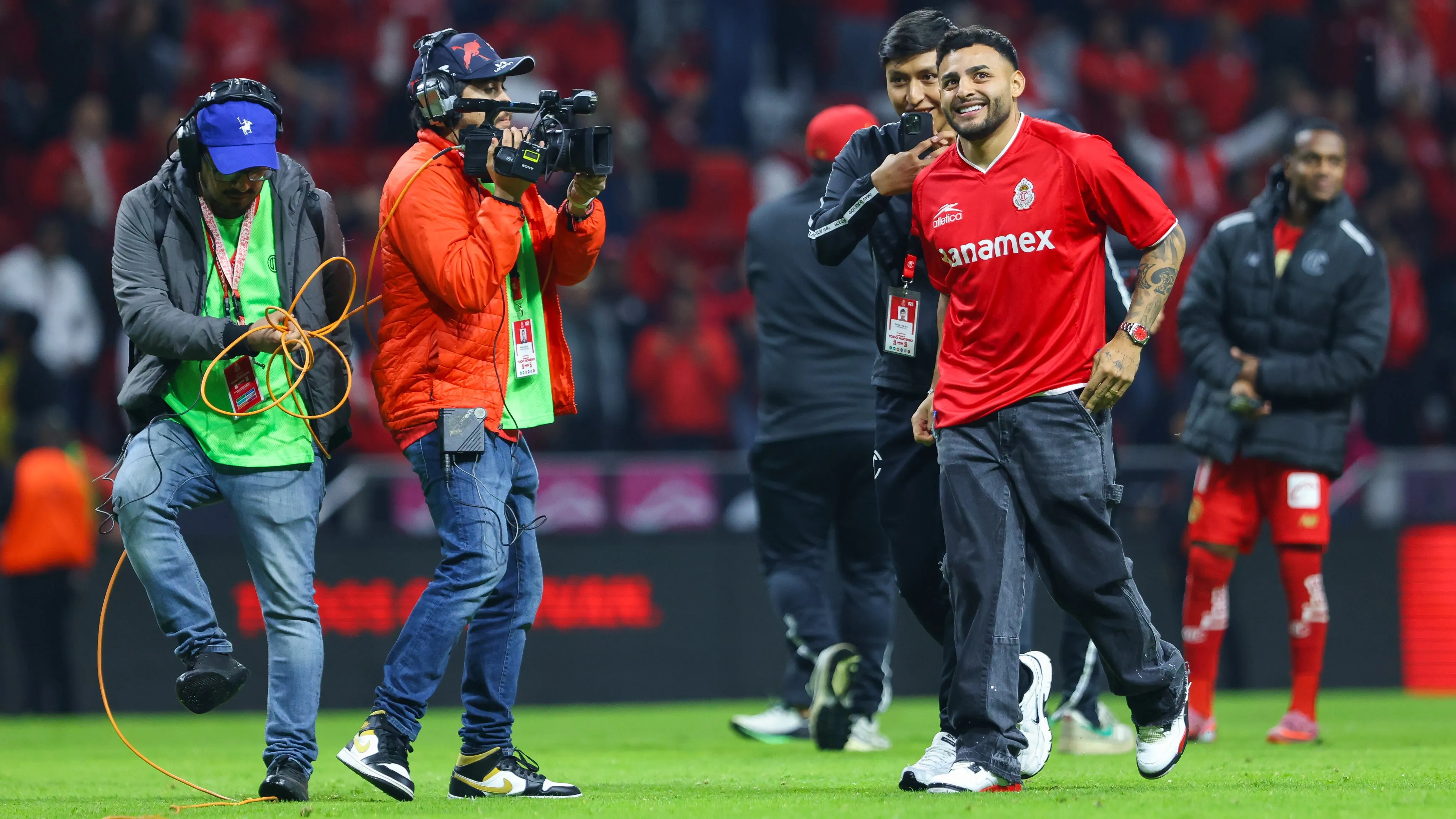 Alexis Vega se termina perdiendo toda la serie [Foto: Getty]