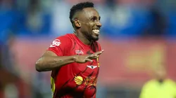 Qué plaza tendría que liberar América para el regreso de Julián Quiñones