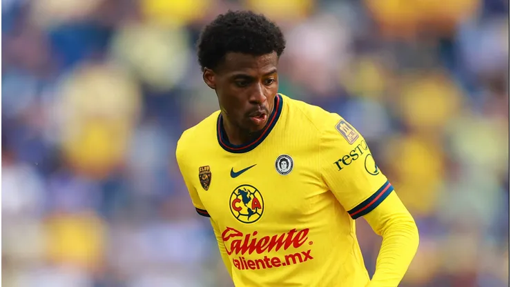 Javairo Dilrosun con una buena oportunidad en 2026
