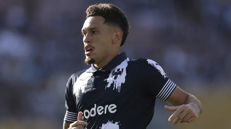 Lucas Ocampos, una de las figuras de Rayados