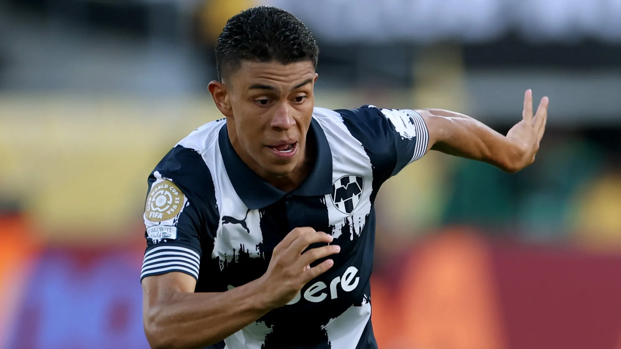 Johan Rojas sería el siguiente en dejar Rayados [Foto: Getty]