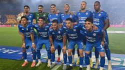 La directiva de Cruz Azul trabaja en refuerzos mientras el equipo viaja a Qatar para la Copa Intercontinental.