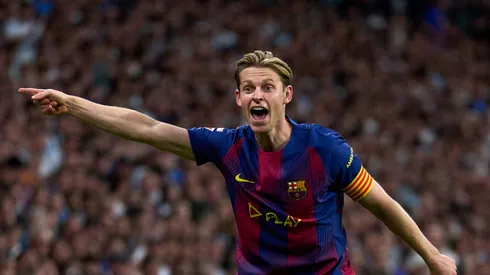 De Jong será suplente ante Frankfurt por la Champions League.