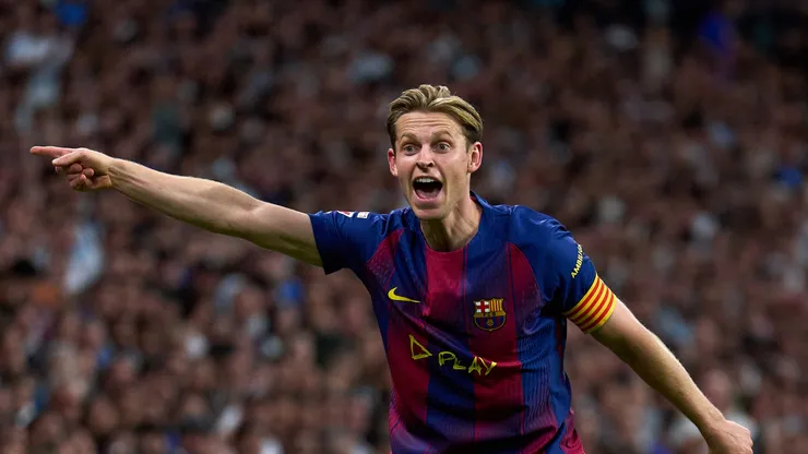 De Jong será suplente ante Frankfurt por la Champions League.