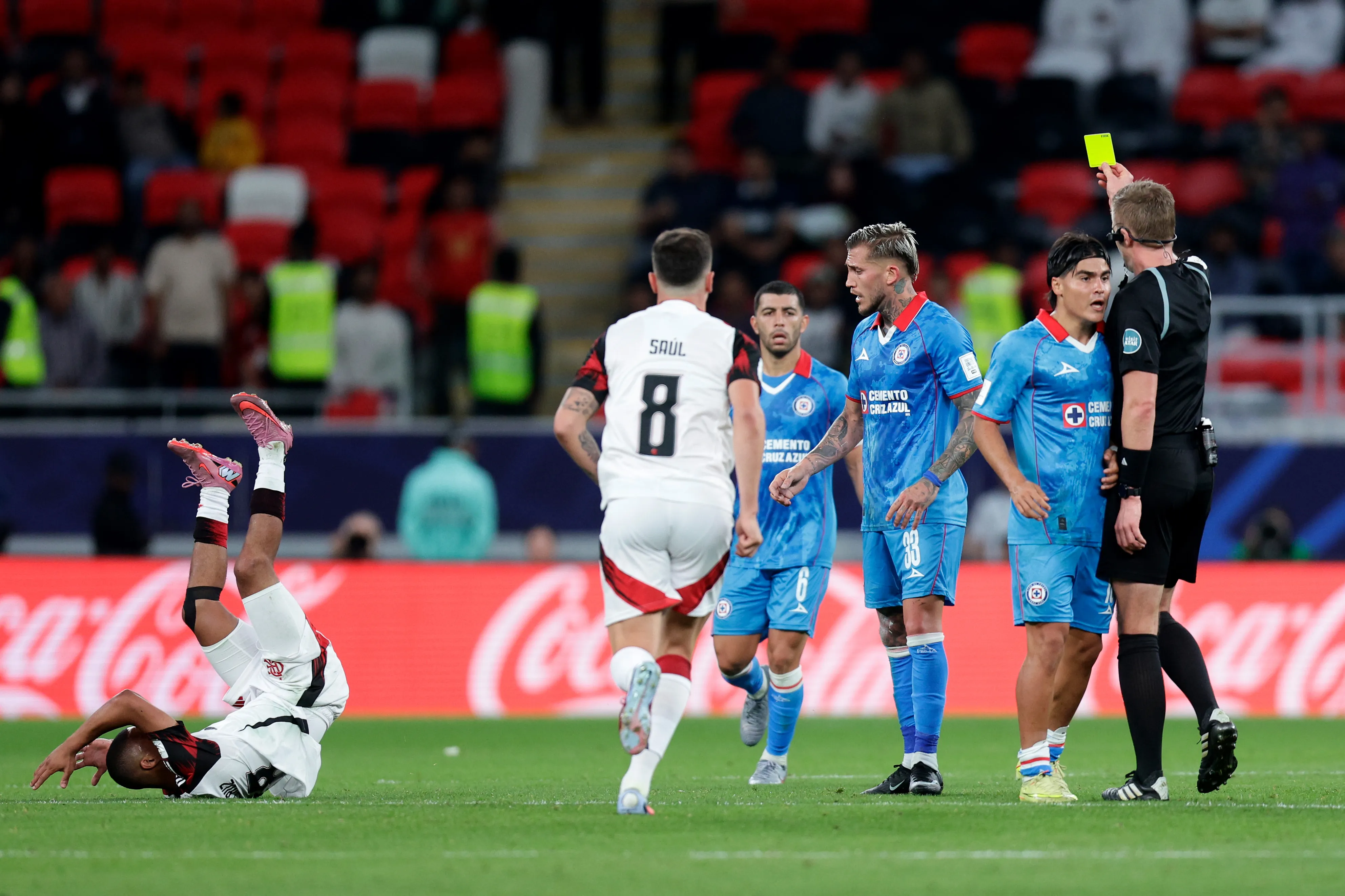 Gonzalo Piovi fue amonestado a los 95 minutos por empujar a Nicolás De La Cruz (Getty Images)