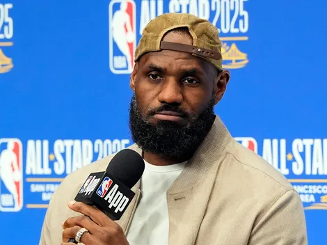 LeBron James se negó a responder una pregunta tras la eliminación de Lakers