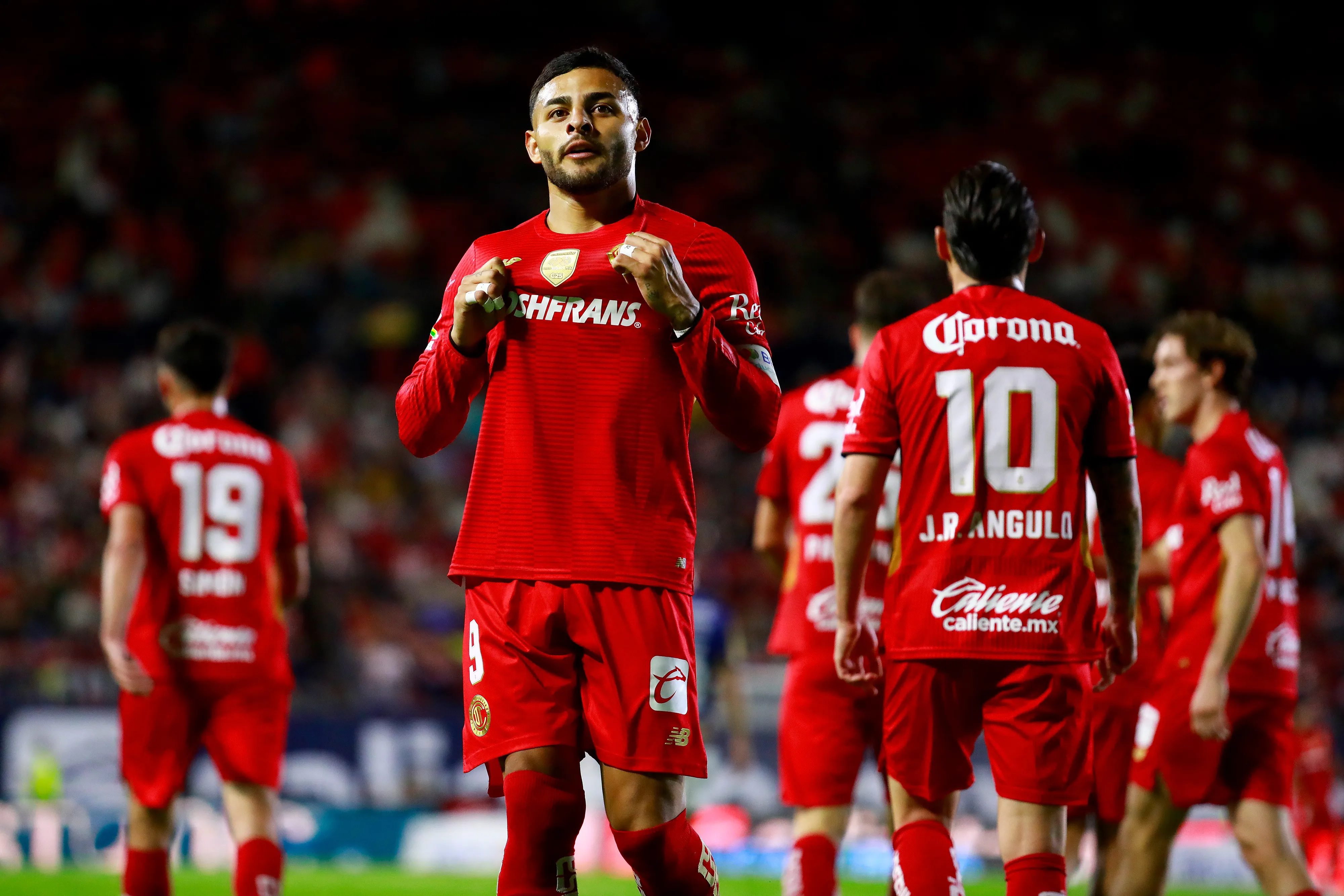 Toluca extraña a Alexis Vega y buscará ser campeón sin él [foto: Getty]