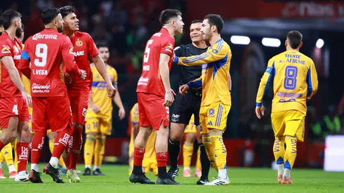 Romero y Vigón fueron suspendidos por su pelea.